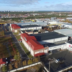 And this is the city of Kogalym, or more specifically, the Eastern Industrial Zone where the production site and the head office of LUKOIL ESP Service are located. From a bird’s-eye view we can see workshops, production areas and warehouses.