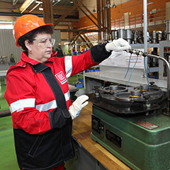 Lapping section. Pokachi Service Center.